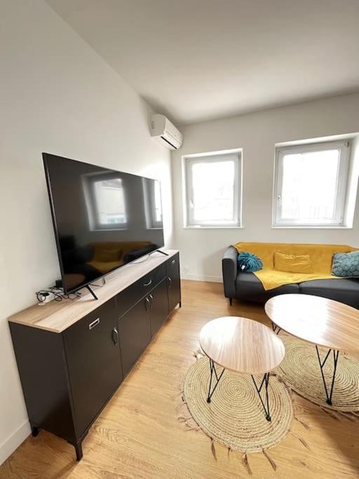 Banjul - Bel Appartement A Reims Ngoại thất bức ảnh